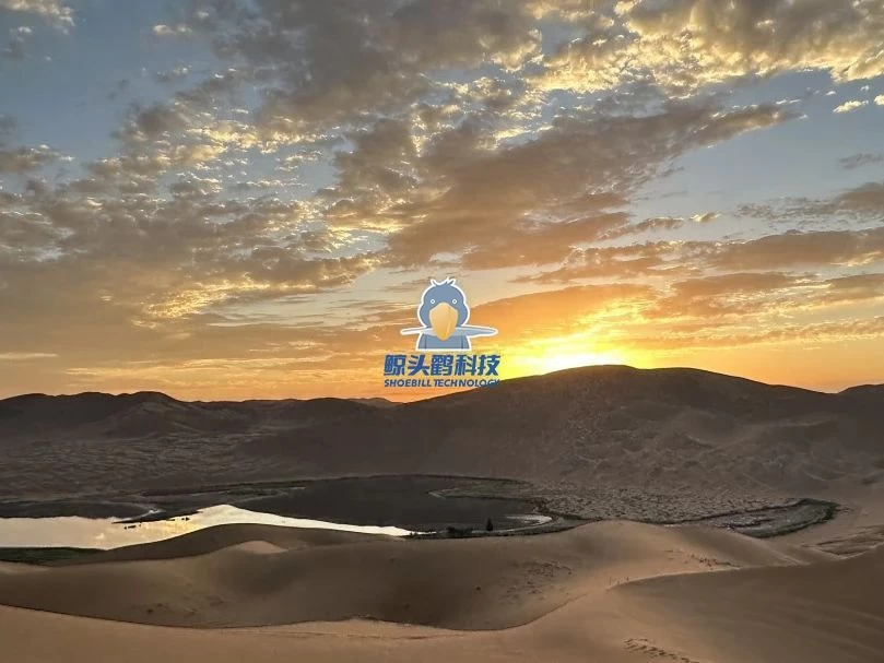 Menjelajah ke Jantung Gurun Menjelajah ke Jantung Gurun